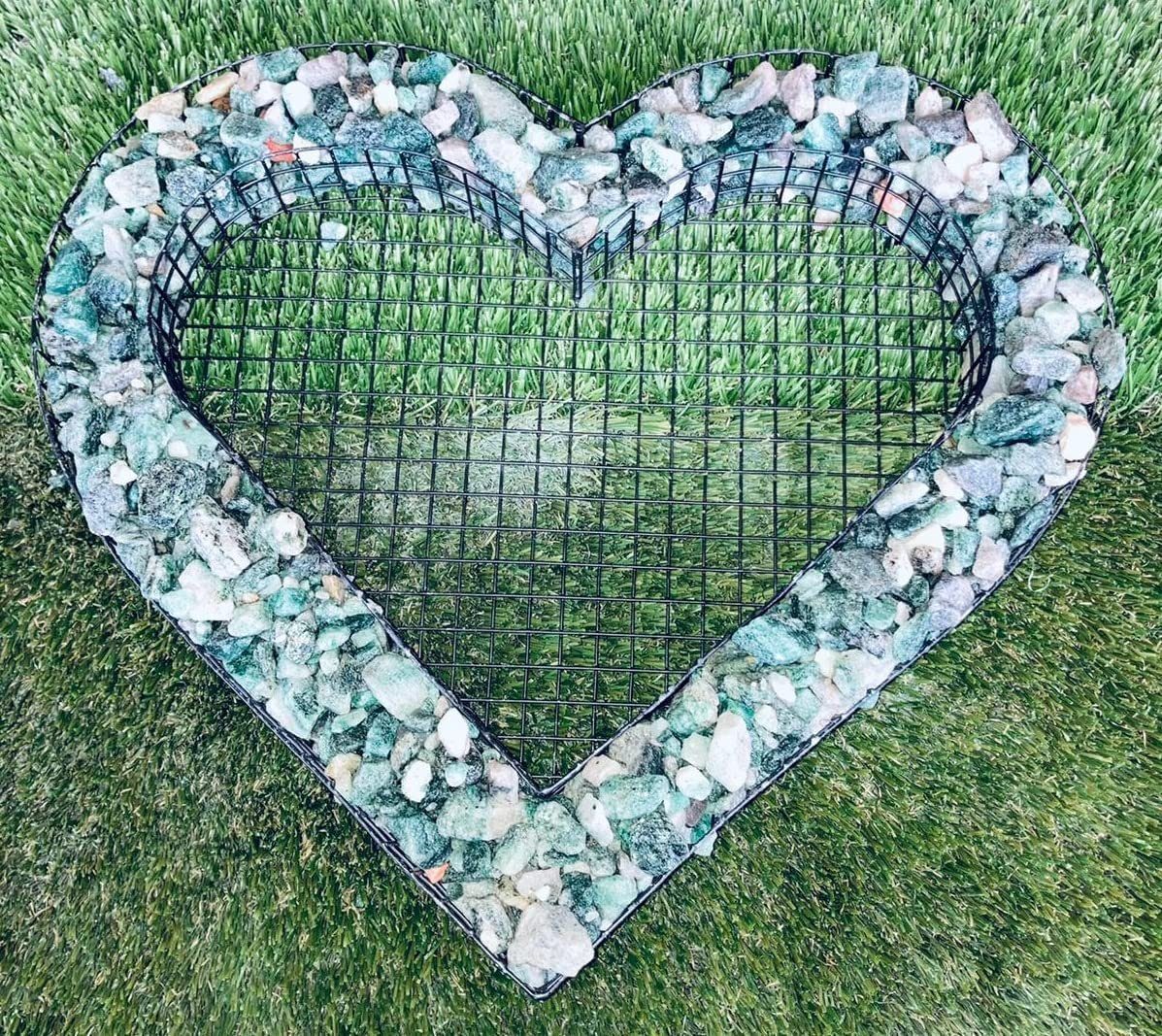 Gartenwelt Riegelsberger Gartenfigur Herz Gitter Grabschmuck Gartendekoration Verzierung mit Buntsteinen